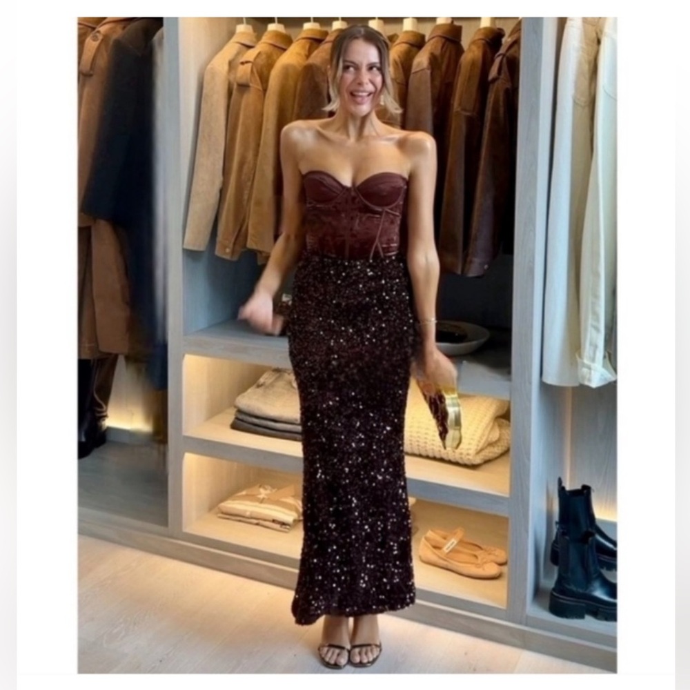 Long sequin skirt